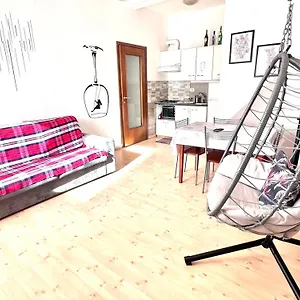 Mia House , Rome Italy