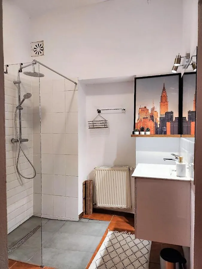 דירות בוקרשט 2Br Blue Cloud In The Centre רומניה